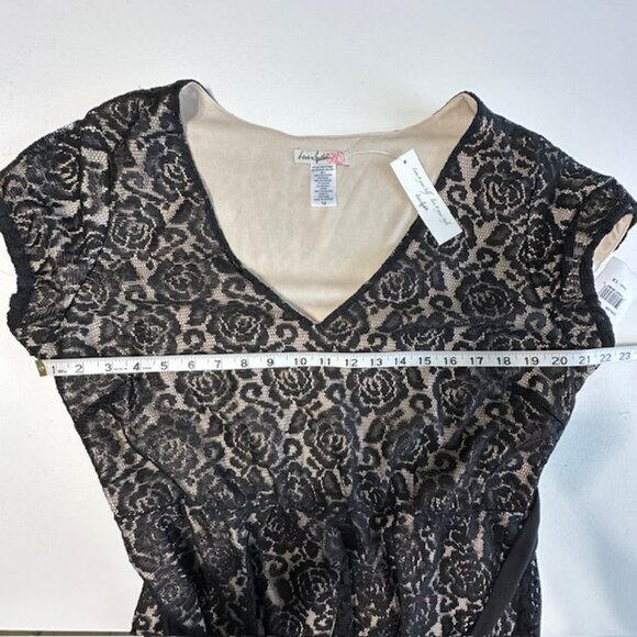 Love Squared Plus Size Short-Sleeve Lace A-Line Dress Size 1X - Picture 6 of 7